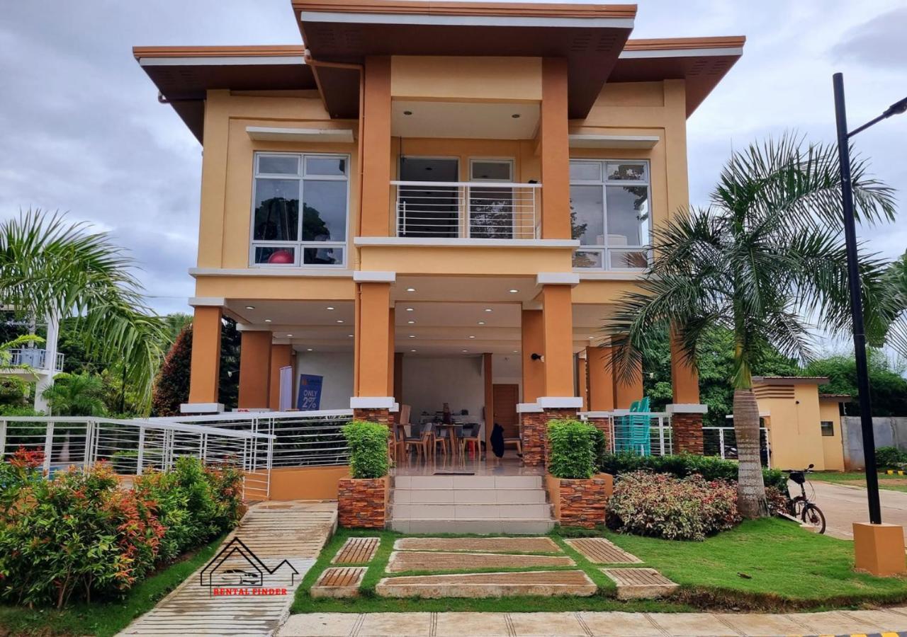 Palawan Modern Living In A Thoughtfully Designed Staycation Near Airport - B1 5Kunzite Puerto Princesa Eksteriør billede