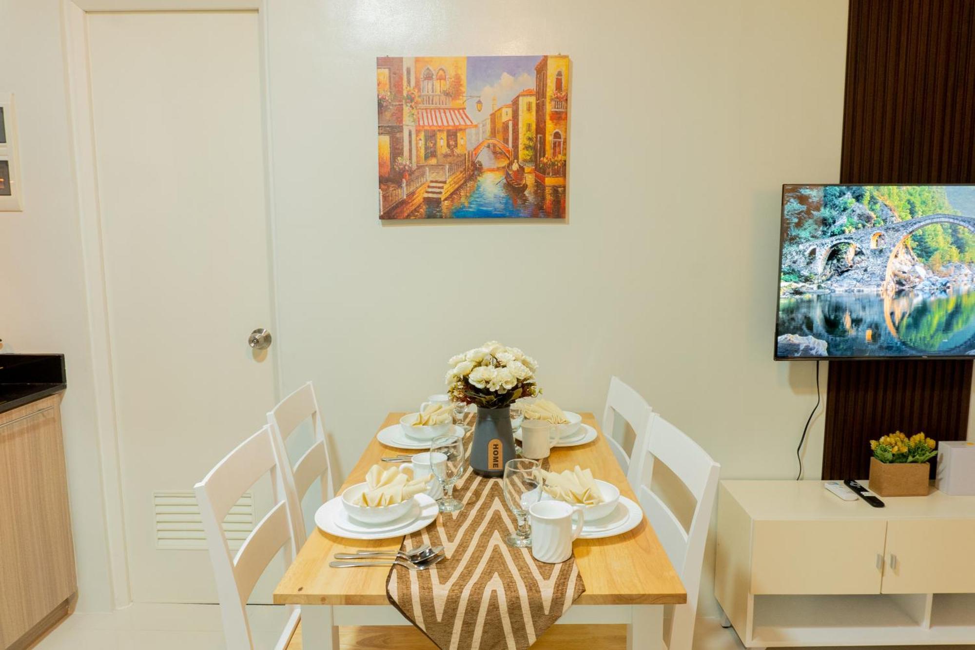 Palawan Modern Living In A Thoughtfully Designed Staycation Near Airport - B1 5Kunzite Puerto Princesa Eksteriør billede
